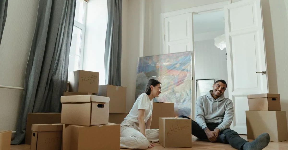 découvrez notre sélection de cartons de déménagement solides et pratiques pour emballer et protéger tous vos biens lors de votre déménagement.