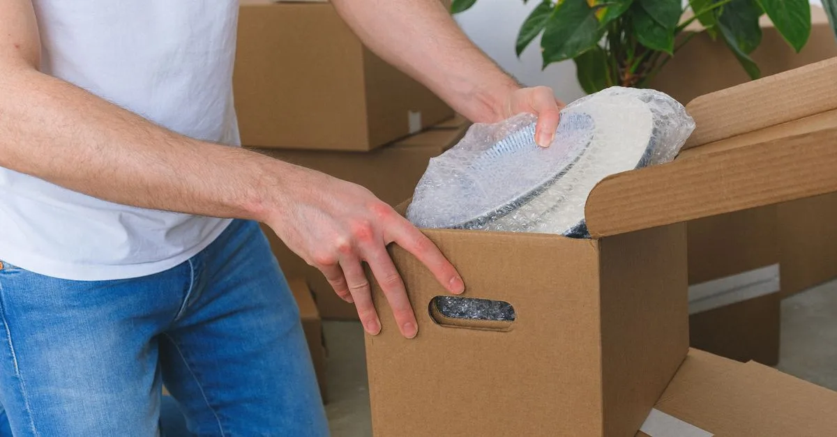 assurance déménagement : protégez vos biens lors de votre transfert avec une couverture adaptée et fiable pour un déménagement en toute tranquillité.