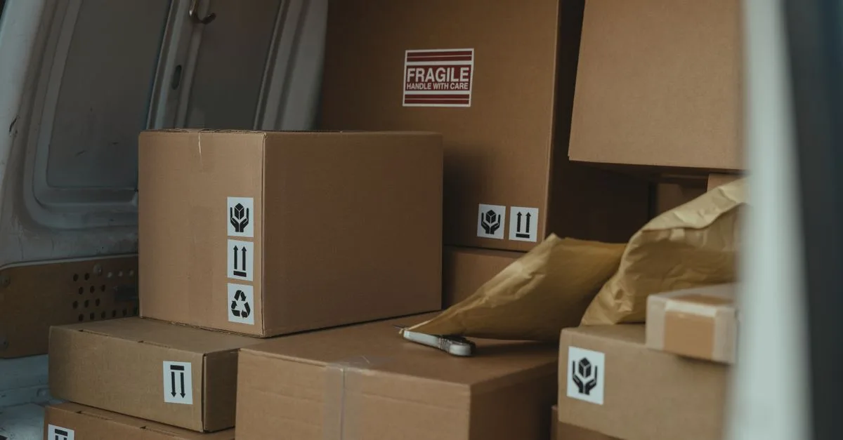 service de déménagement professionnel avec camion de déménagement fiable et adapté à tous vos besoins pour un transport sécurisé de vos biens.