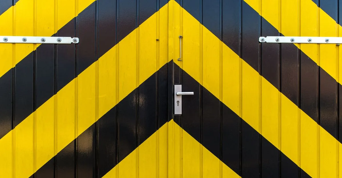 protection de cadre de porte : sécurisez et préservez l’intégrité de vos cadres de porte contre les chocs et l’usure avec nos solutions robustes et faciles à installer.